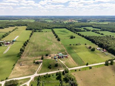 425158 IRISH LAKE ROAD, Grey Highlands, Онтарио N0C 1H0, Канада