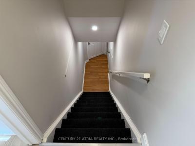801 KROSNO BOULEVARD, Pickering, Ontario L1W 1G7, Canada