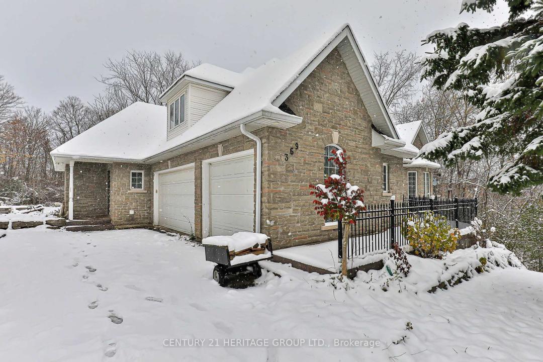 369 COVENTRY HILL TRAIL, Newmarket, Ontario L3X 2A1, Canada
