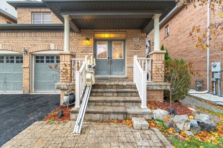 351 HOLMES CRESCENT, Milton, Ontario L9T 0T4, CANADÁ