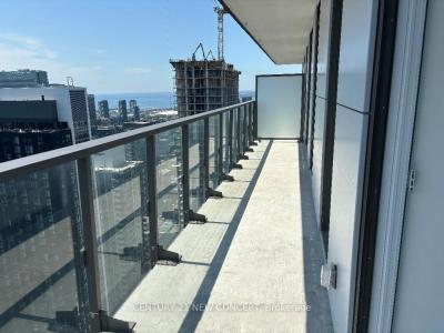 8 WIDMER STREET, Toronto, Ontario M5V 0W6, Canadá