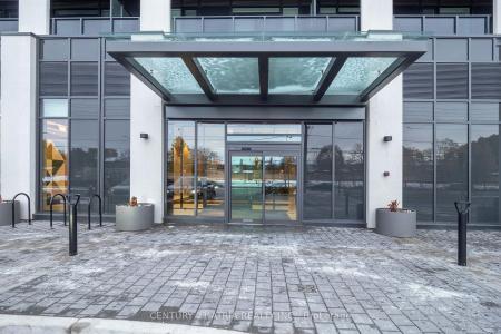 202 BURNHAMTHORPE ROAD E, Mississauga, Ontario L5A 0B2, Kanada