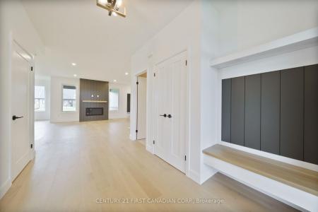 60 GREENE STREET, South Huron, Онтарио N0M 1S3, Канада