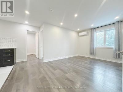 81 HOLLYBERRY TRAIL, Toronto (hillcrest Village), Ontario M2H 2N9, Canada