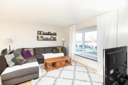 6 ASHFORD LANE, Steinbach, Manitoba R5G 0C1, Canada