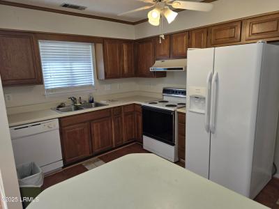 18 Middle Road, Beaufort, South Carolina 29907