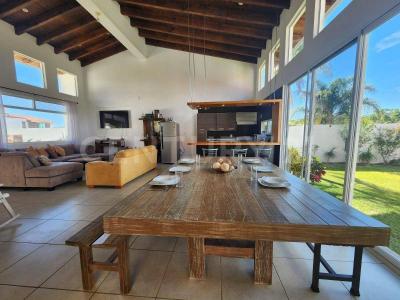 Bugambilias 4,, Ixtapan De La Sal, Estado De Mexico 51924, Mexico