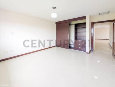 CONDOMINIO ALICANTE , Las Palmas, Santa Cruz 00001, Bolivia
