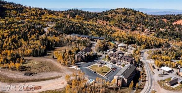 223 Hunter Ridge a314, Brian Head, Utah 84719, USA