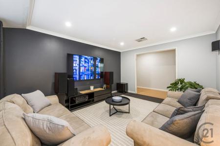 21 Woorabinda Rise, Lakelands, WA 6180, Australia