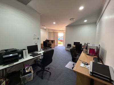 4/564 Esplanade, Urangan, QLD 4655, Australia