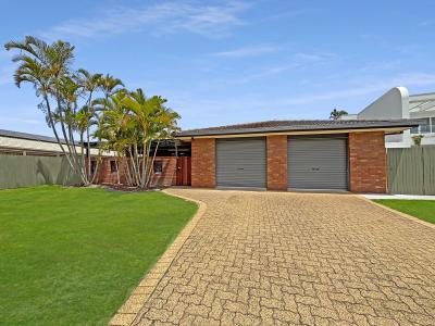 13 Beachcomber Court, Bokarina, QLD 4575, Australia