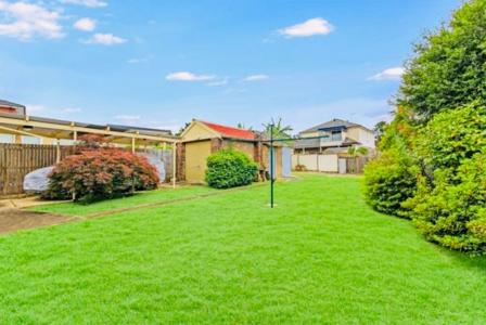 28 Cotswold Street, Westmead, NSW 2145, Austrália