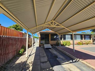 49 Stead Street, Maddington, WA 6109, Australie