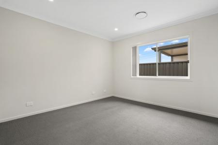 105 Kavanagh St, Gregory Hills, NSW 2557, Australia