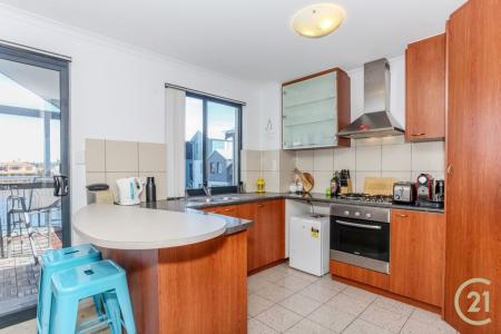 23/206 Mary Street, Halls Head, WA 6210, Australia