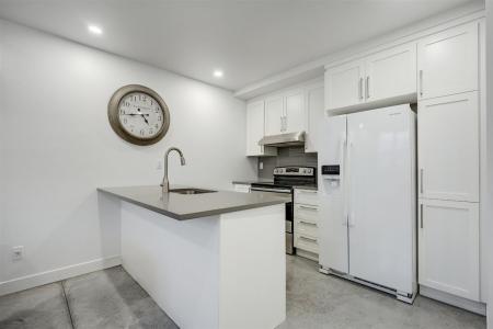 6366A  Av. de Chester, Montréal (Côte-des-Neiges/Notre-Dame-de-Grâce), 魁北克省 H4V 1J7, 加拿大
