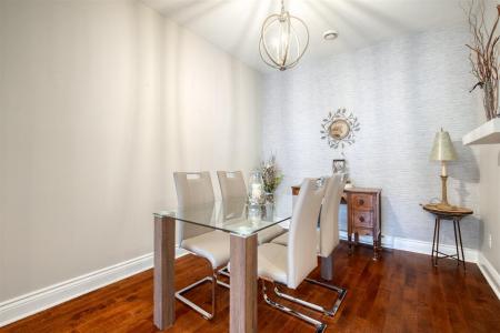 202  Rue de la Rivière, Bedford - Ville, 魁北克省 J0J 1A0, 加拿大