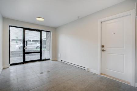 5290 Av. West Hill, Montréal (Côte-des-Neiges/Notre-Dame-de-Grâce), 魁北克省 H4V 2W7, 加拿大