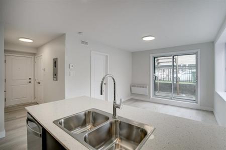 5290 Av. West Hill, Montréal (Côte-des-Neiges/Notre-Dame-de-Grâce), 魁北克省 H4V 2W7, 加拿大