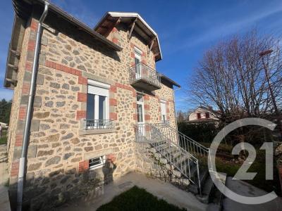 Lacapelle Viescamp, Auvergne 15150, France