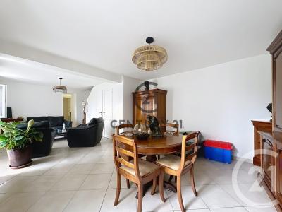 Chelles, איל-דה-פרנס 77500, צרפת 