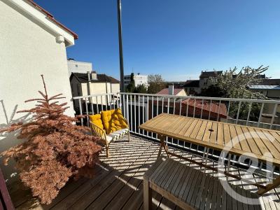 Fontenay Sous Bois, Île-de-France 94120, Pháp