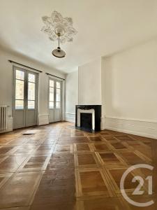 Moulins, Auvérnia 03000, França