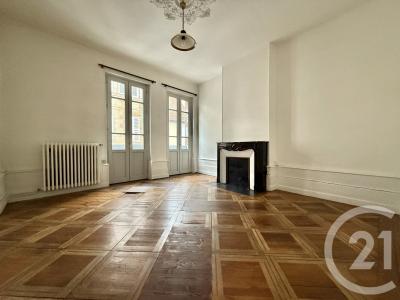 Moulins, Овернь 03000, Франция