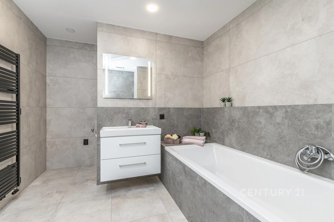 131, Táborská, Černošice, Praha-západ 25228, צ'כיה 