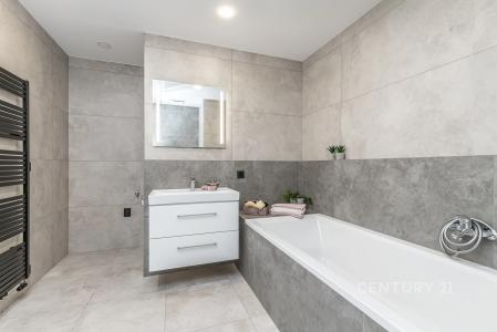 131, Táborská, Černošice, Praha-západ 25228, Czech Republic