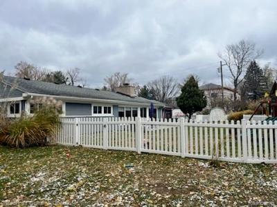 7431 N Briarcliff Knoll Drive, West Bloomfield Charter Township, 密西根州 48322, 美國