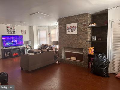 105 Jackson Avenue, COLLINGDALE, פנסילבניה 19023-3303, ארצות הברית של אמריקה