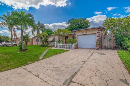 6220 SW 9th Court, North Lauderdale, Florida 33068, Stati Uniti