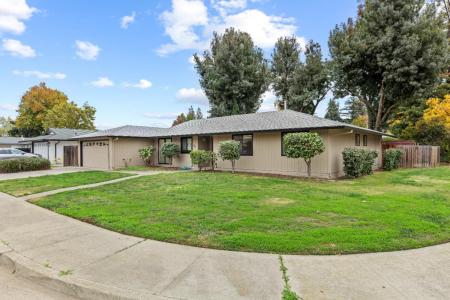 800 Andrew Drive, Yuba City, カリフォルニア 95991, アメリカ合衆国