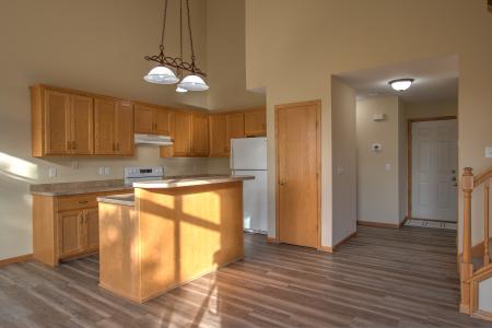 2185 Cleveland Way S, Cambridge, Minnesota 55008, USA