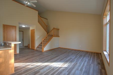 2185 Cleveland Way S, Cambridge, Minnesota 55008, USA