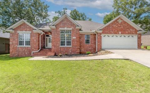 1010 Claycut Circle, North Little Rock, Arkansas 72116, USA