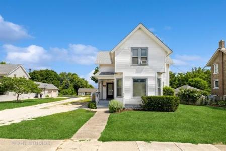 211 E Main St, Genoa, Illinois 60135, USA