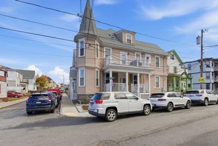 408 Seaver Street Unit 2, Boston, 麻薩諸塞州 02121, 美國