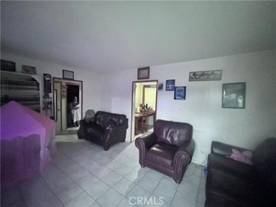 14527 S Corlett, Compton, California 90220, Estados Unidos