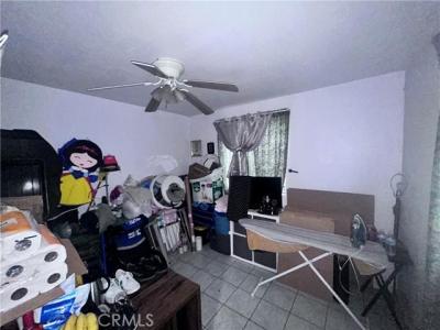 14527 S Corlett, Compton, California 90220, Estados Unidos