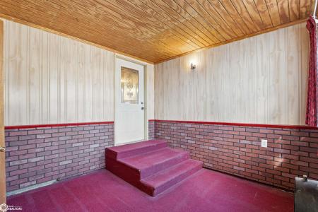 506 5th Avenue Sw, State Center, Iowa 50247