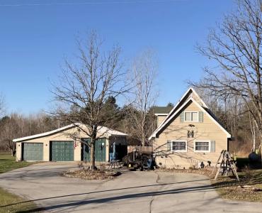 1911 N 11 Mile, Linwood, Michigan 48634, USA