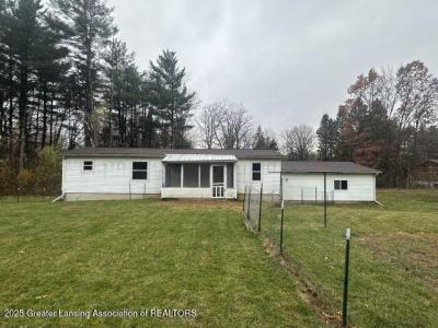 14095 Woodbury Road, Haslett, Michigan 48840, USA