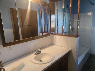 401 1st Street, Strasburg, ノースダコタ 58573, アメリカ合衆国