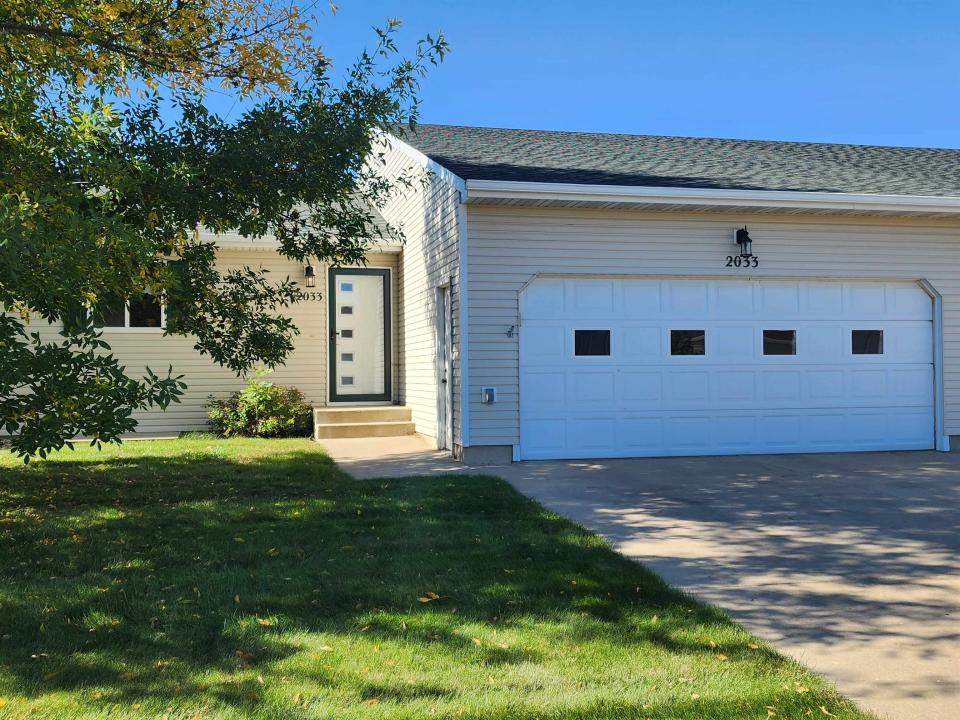 2033 13th St NW, Minot, Dakota Do Norte 58701, Estados Unidos