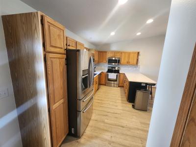 2033 13th St NW, Minot, Dakota Do Norte 58701, Estados Unidos