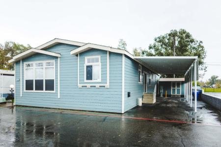 6025 Dias Avenue 165, Sacramento, カリフォルニア 95824, アメリカ合衆国