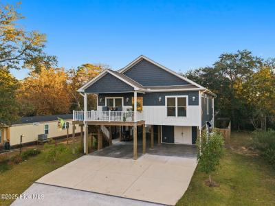 7605 E Yacht Drive NE, Oak Island, 北卡罗来纳州 28465, 美国